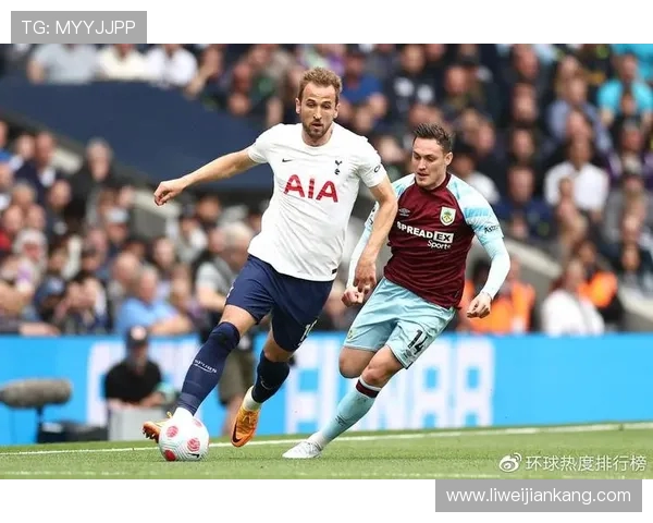 凯恩的传奇之路：从天才少年到足球巨星的成长故事